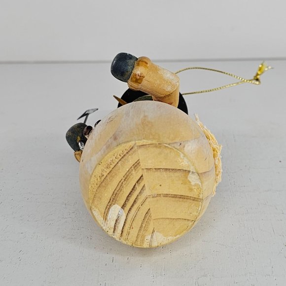 Wood Golfing Snowman Ornament Christmas Holiday Decor - Picture 9 of 9